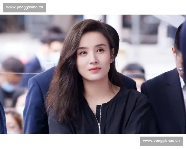 宋佳:从实力演员到时尚典范的多重蜕变与人生故事