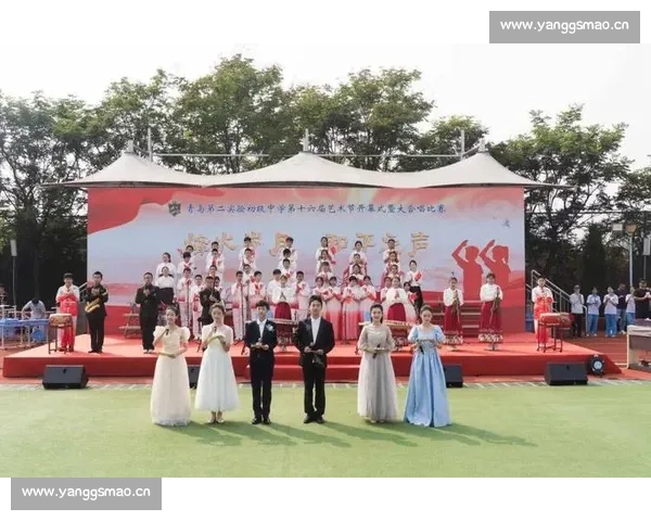 难忘的青春旋律在舞台上绽放我们用歌声诠释团结与梦想